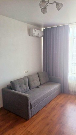 БЕЗ КОМІСІЇ! Довгострокова оренда просторої 1-кімн. квартира (40 м²) у ЖК Місто Квітів | Кухня 15 м² - фото 1