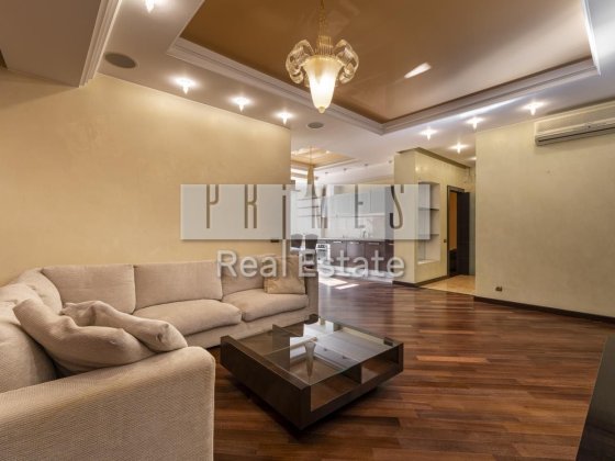 Оренда квартири 100м2, Центр, 2 поверх (Apartment for rent) Киев