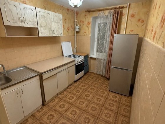 Довгострокова оренда 3-кімнатної квартири по вулиці Вовчинецькій, район Позитрон, поруч торговий цен Ивано-Франковск