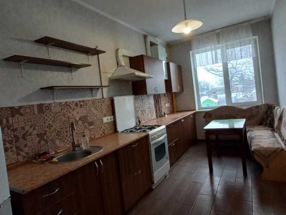 Оренда 2 кімнатної квартири 73кв.м., у мегарозвиненому районі Ірпеня, вулиця Мечникова.  4 поверх 5- Ирпень