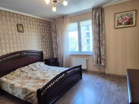 Оренда 2-кімнатної квартири 93кв.м.Голосіївський проспект 58.Метро Деміівська. Київ