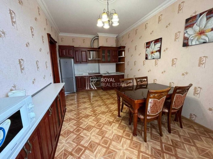 Оренда Квартира 72 м2 вул. Антоновича м Олімпійська Голосієво Київ - фото 1