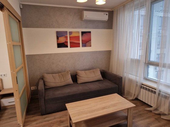 Оренда Вірменська 6 (300м від метро Вирлиця) Київ