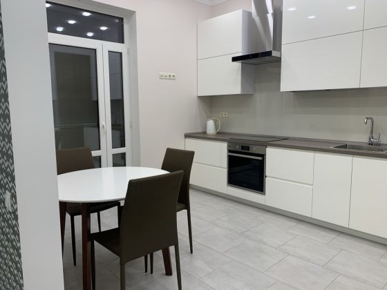 Здам однокімнатну квартиру ЖК "Аристократ" метро Печерська Київ