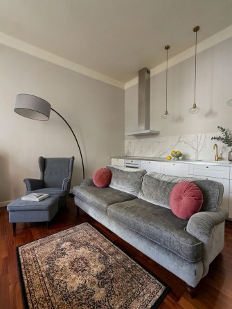 Розкішна світла квартира 50 м² у центрі Печерський р-н, Прорізна, 18/1 Світло Є ЗАВЖДИ охорона 24/7. - фото 1