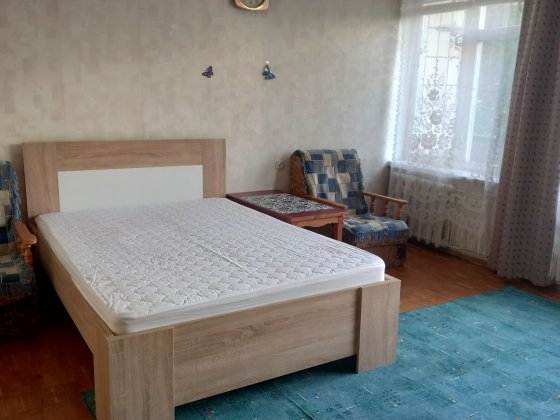 Однокімнатна квартира в оренду Киев