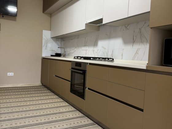 Оренда трьохкімнатної квартири Щасливе Ровно