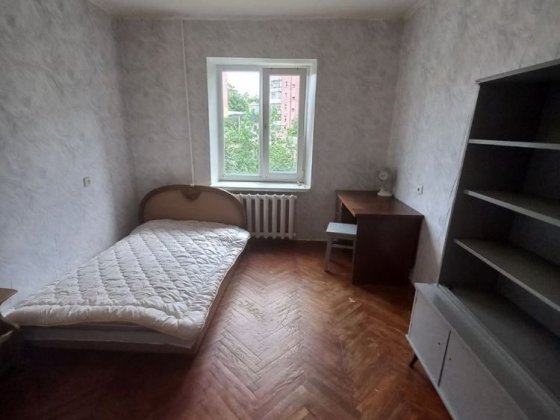 На оренду 2к квартира Коновальця (Північний). АКТУАЛЬНО. Можливо студентам Ровно