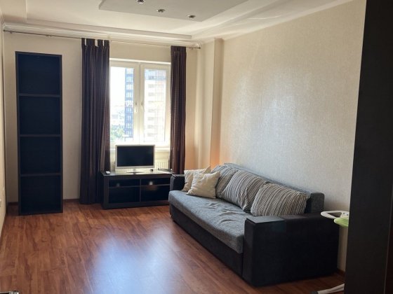 Довгостроково оренда квартири.  Дегтярівська 25а. Киев