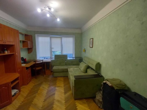 1-к квартира Дарницька площа Київ