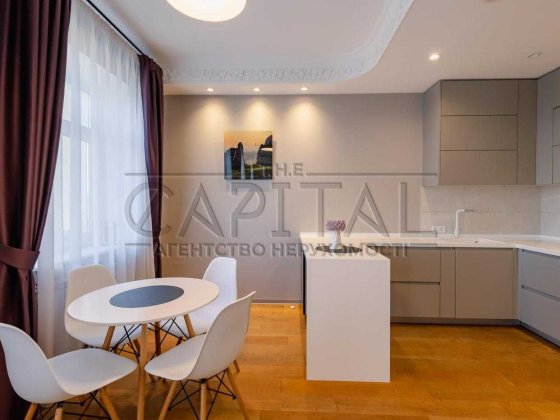 Оренда квартири 60 м² на Печерську ГАЗ вул. Івана Мазепи Арсенальна нерухомість в центрі зняти кварт Киев