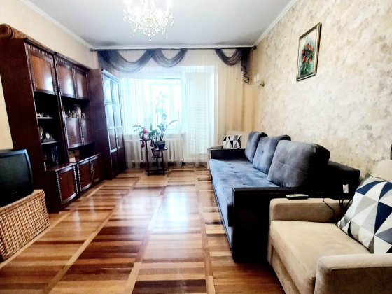Оренда просторої двокімнатні квартири Сумы