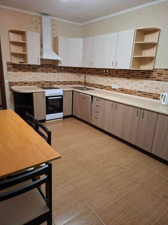 Оренда 3к кв. 104 м² ЖК «ВЕНЕЦІЯ» Теремки-2 власник без % ГЕНЕРАТОР - фото 1