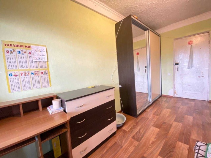 Здається кімната з власним балконом (вул. Космічна, 5) - фото 1
