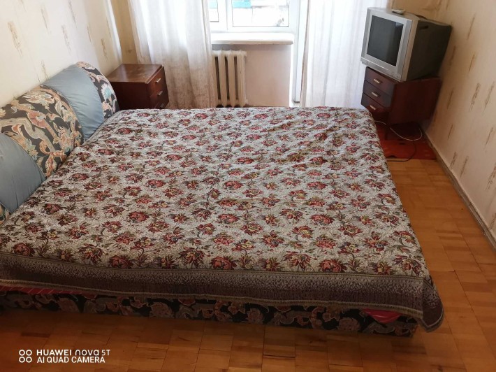 2к квартира перехрестя Космонавтів і Келецька - фото 1
