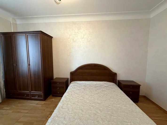 Здається в оренду затишна 3-кімнатна квартира площею 64 м² у самому серці Печерська - фото 1