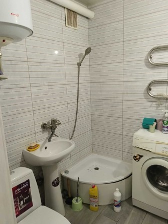 Сдам 2-комн. квартиру в центре пр. Соборный, ост. Гагарина. - фото 1