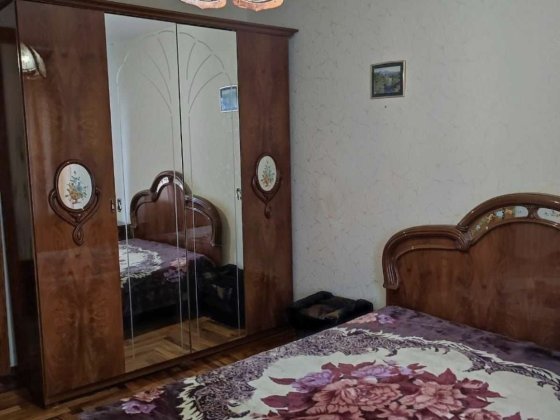 оренда своєї 2-к квартири на 1 поверсі після ремонту  в центрі  пісків  від власника порядній  сім'ї Запорожье