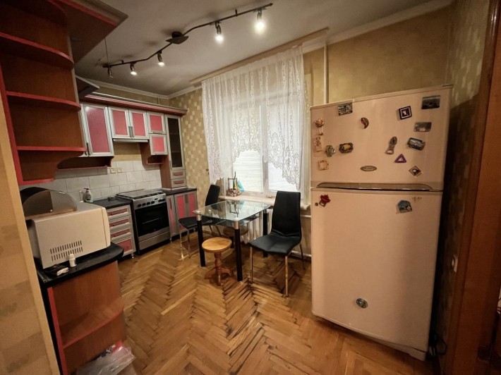Оренда 3х кімнатної квартири в Олександрівському районі - фото 1