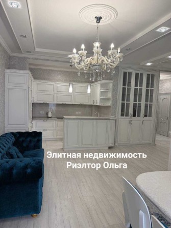 Сдам 2-ух спальную в ЖК "Башня Чкалов"/ парк Шевченко/ ул. Большая Арнаутская! Две гардеробные!  90  - фото 1