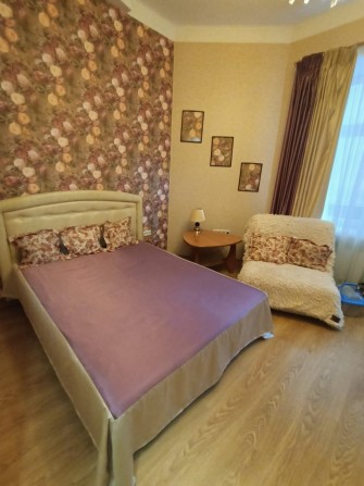 Сдам  1 но  комнатную  квартиру  ЦЕНТР  СОФИЕВСКАЯ - фото 1