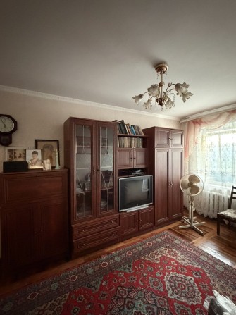 Сдам в аренду  2 комн. кв.   по ул. Чумаченко - фото 1