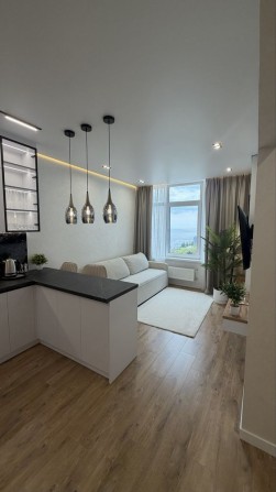 Сдам шикарную квартиру на Каманина, вид моря - фото 1