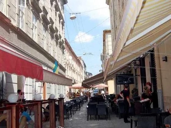 Оренда в центрі, євроремонт, котел, торг Львов