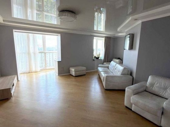Аренда 3 х ком кв 120 м2 Новострой , Спортивная Харьков