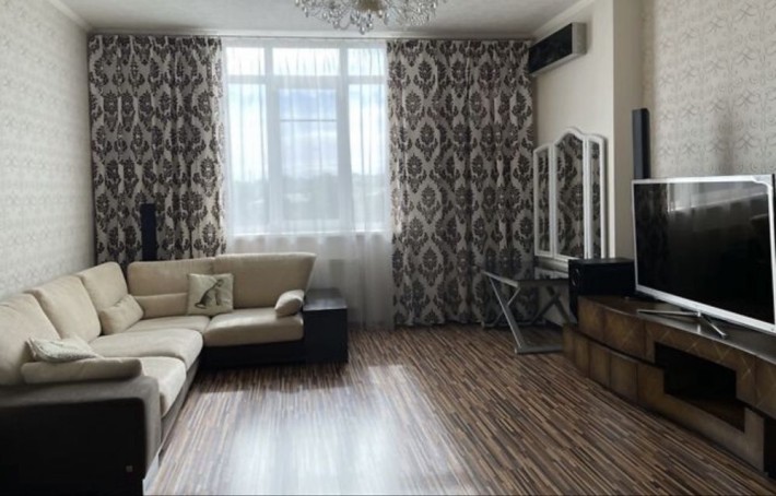 Аренда 2 ком кв, 93 м2.  ЖК Атолл, Подз . паркинг , Холодная гора - фото 1