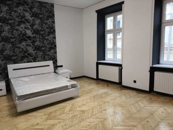 Пропозиція оренди 1 кім. квартири в ЦЕНТРІ міста по вул. Краківська (Площа Ринок) Львов