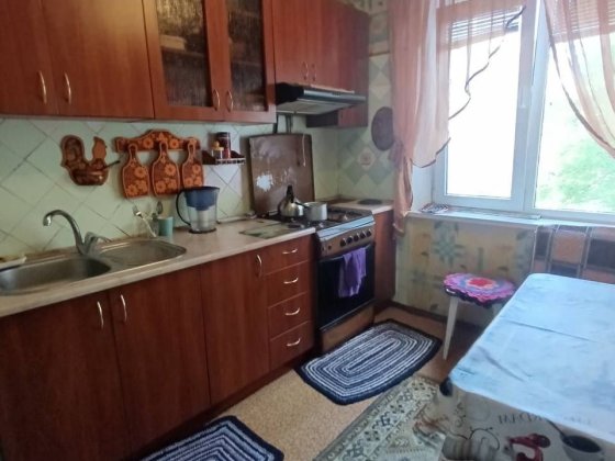 Оренда кімнати для дівчини Тернопільська