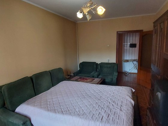 Оренда кiмната в 3-кiм. квартирi в м. Вишневе центр