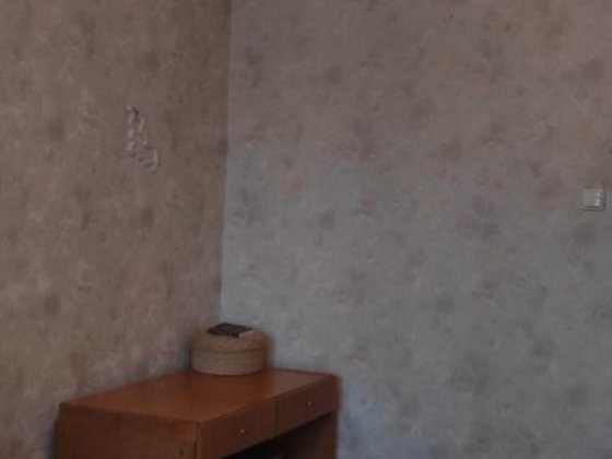 Здається кімната на Теремках