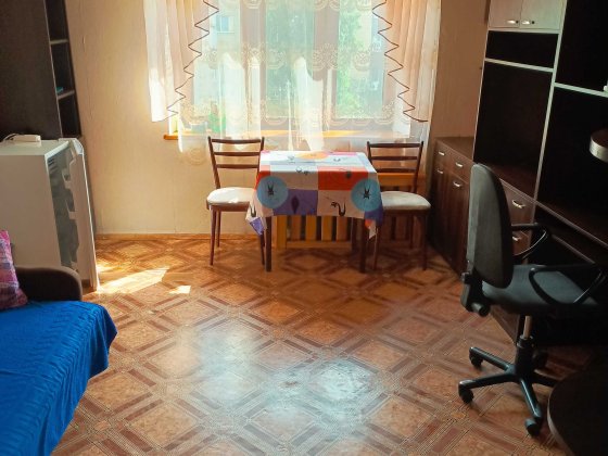 Здається кімната в комунальній квартирі по вулиці стальського 28. 3000грн.+ комунальні.