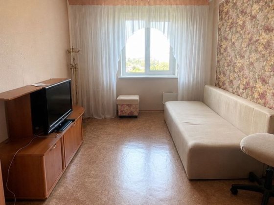 Оренда кімнати в блочному гуртожитку по вулиці Азербайджанська 8 Б