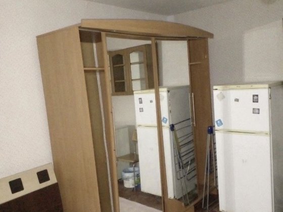 Здається кімната в гуртожитку