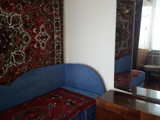 Окрема кімната для хлопця студента на Київській
