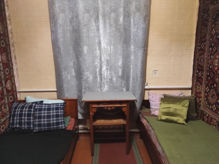 Сдам комнату в частном доме без хозяйки, недорого.Левый берег - фото 1