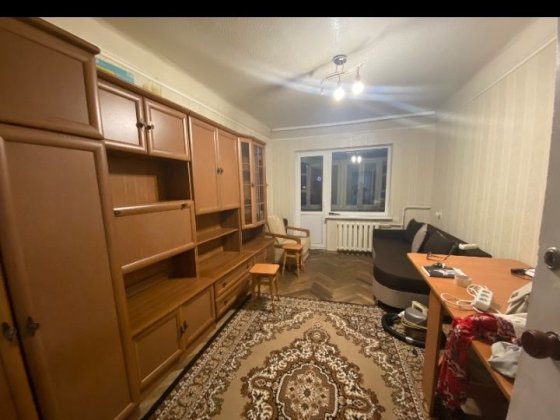 Оренда кімната метро Житомирська, вул. М.Поповича 8