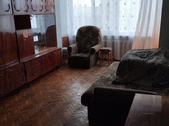 Здається кімна в двокімнатній квартирі