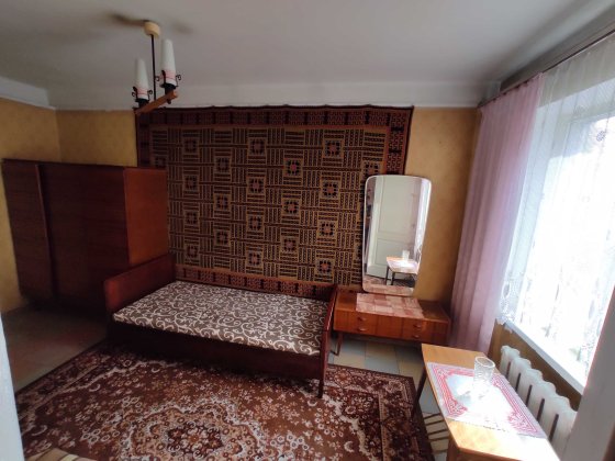 сдам комнату  на  Космосе 3500