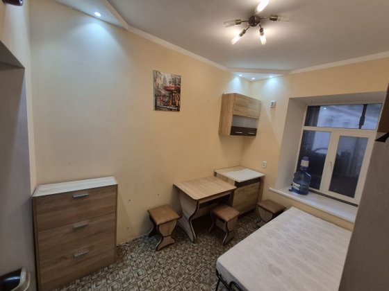 Дві суміжні кімнати в комуні в центрі Одеси від власника