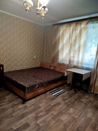 Сдам большую комнату для 1 чел 6-ая ст Люстдорфской дор 3000грр - фото 1