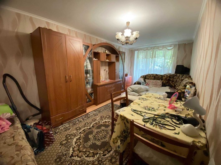 Кімн . с хоз   .з ремонтом   меблями, технікою, лоджією.. - фото 1