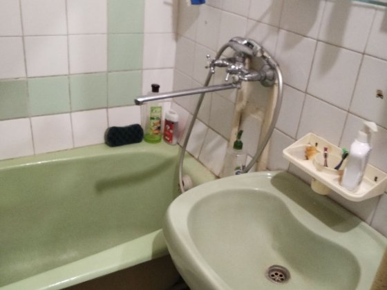 Сдам комнату в 4 комнатной квартире