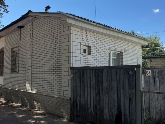 Здам будинок з гаражем і літньою кухнею Конотоп