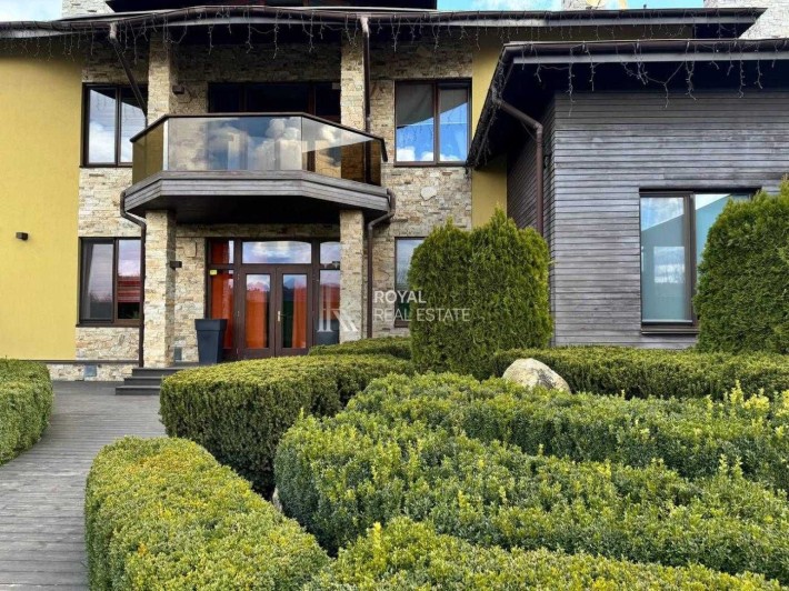 Оренда Будинок Романків КМ «Сонячна Долина» 650 м² 2 поверхи 30 соток Басейн Генератор Гараж Охорона - фото 1