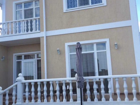 Здається в оренду затишний 2-х поверховий будинок в Совіньйоні. Лиманка