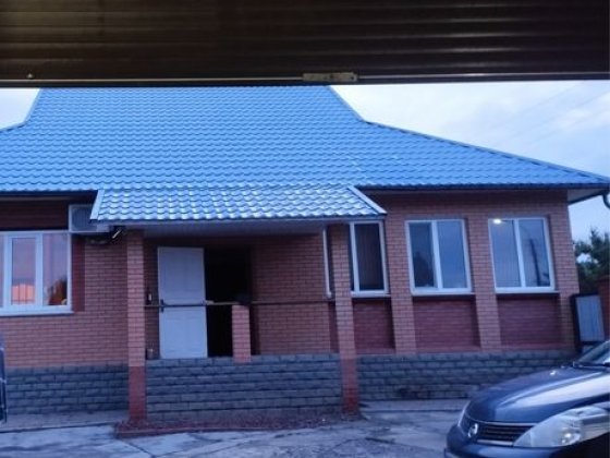 Здається в оренду затишний будинок у місті Остер. Підійде для сім’ї або порядних людей Остер